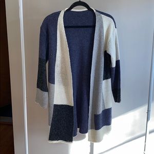 Long Color blocked sweater